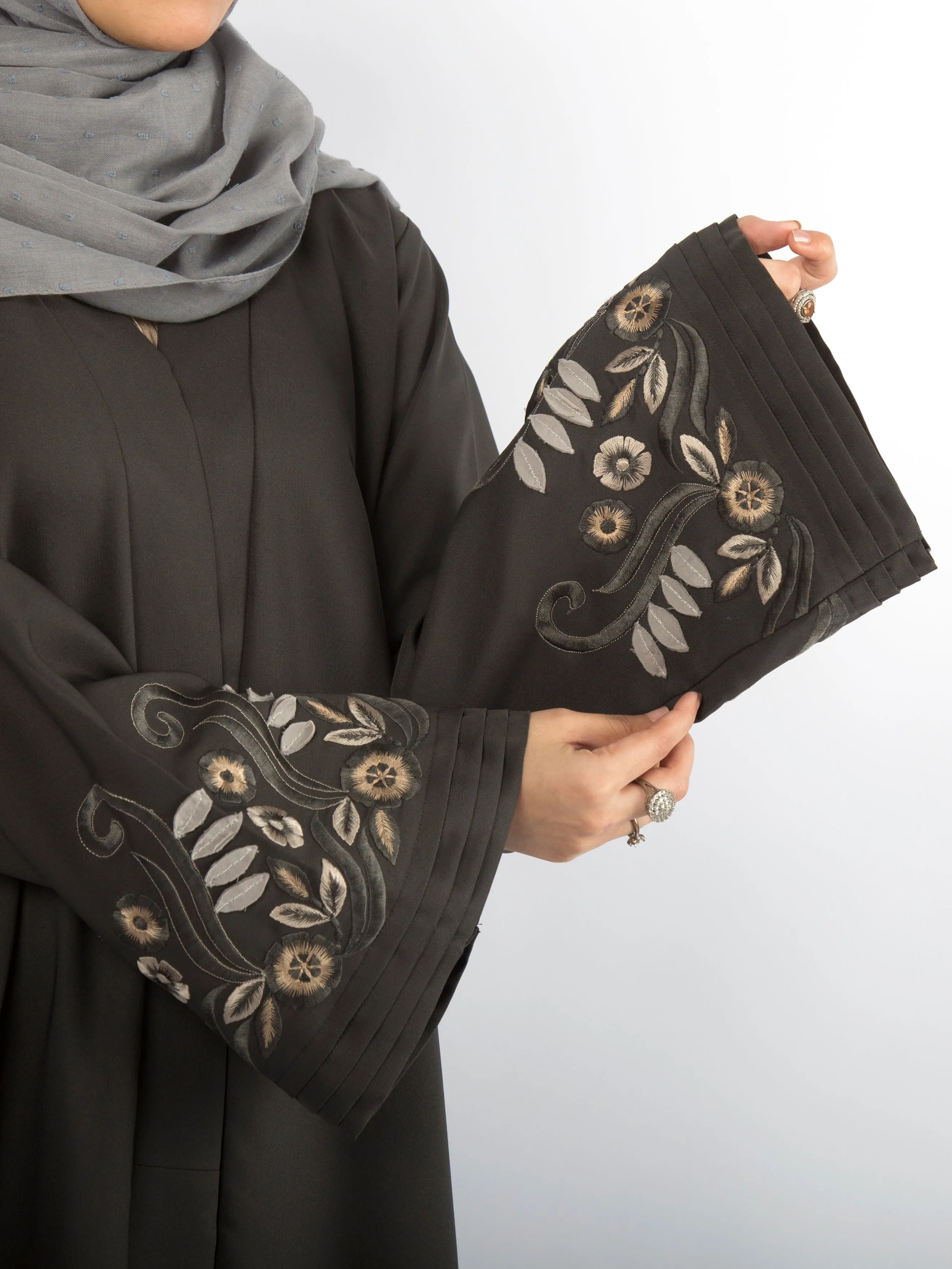 3D Embroidered Abaya (Charcoal)