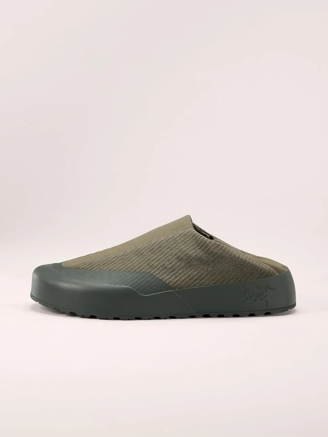 Arc'teryx Womens Kragg Shoe - Lightweight Pull-On Shoe for Quick Approaches, Everyday Casual Shoes