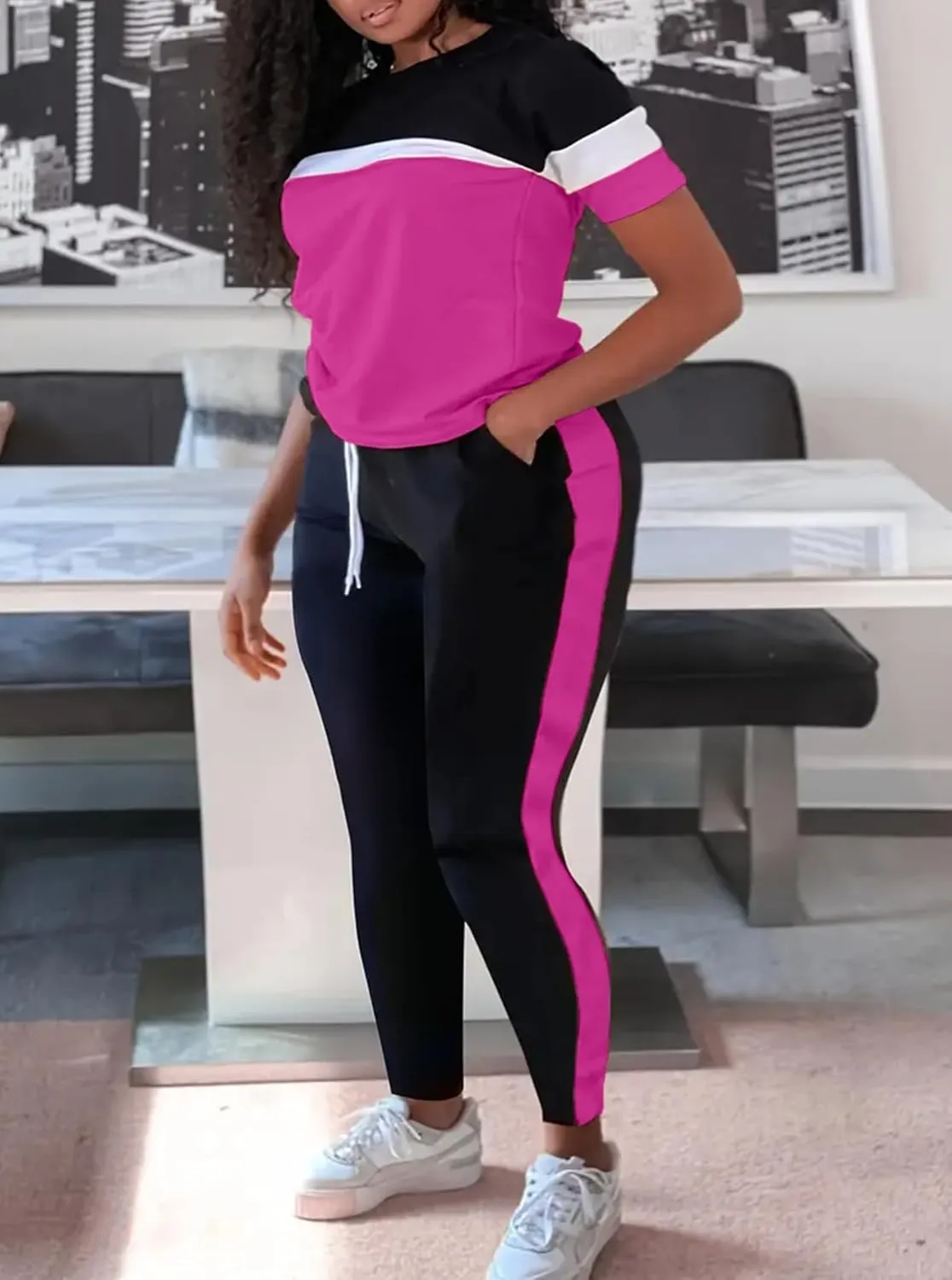 LovelyWholesale Plus Size 2 Piece Outfits for Women Color Block Tracksuit Short Sleeve Top and Pants Set