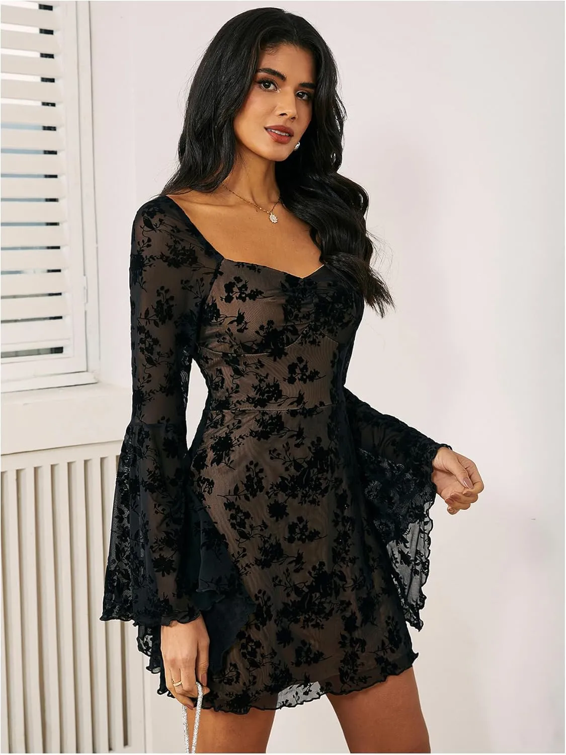 WDIRARA Women's Floral Jacquard Mesh Gothic Dress Bell Long Sleeve A Line Vintage Dresses